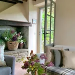 Antico Borgo Di Sugame Κατάλυμα σε φάρμα Greve in Chianti